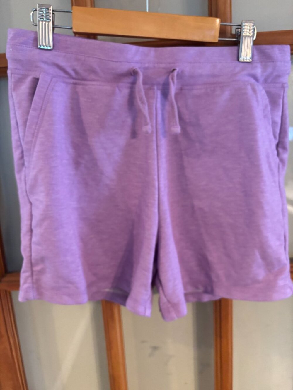 32 Cool girls shorts lavendar L 14-16